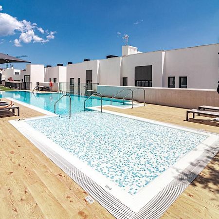 Sb4Bb - Apotel Las Mesas By Roomservices เอสเตโปนา ภายนอก รูปภาพ