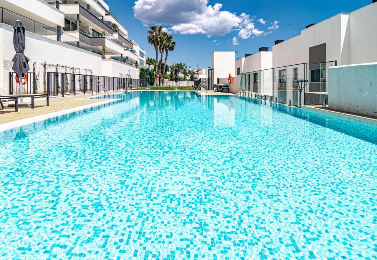Sb4Bb - Apotel Las Mesas By Roomservices เอสเตโปนา ภายนอก รูปภาพ